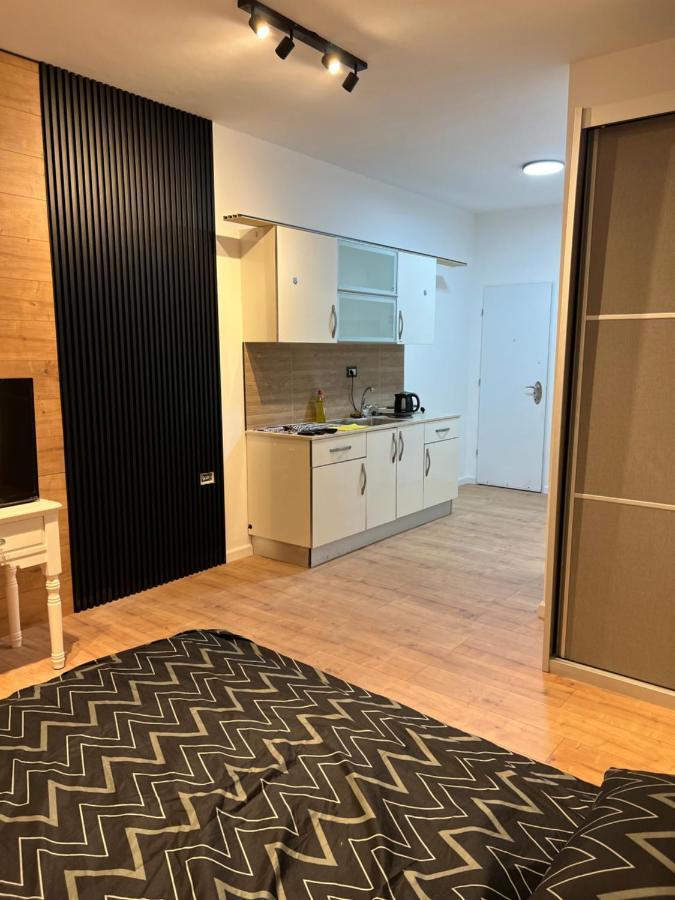 גיא ברוזמרין Apartamento Eilat Exterior foto