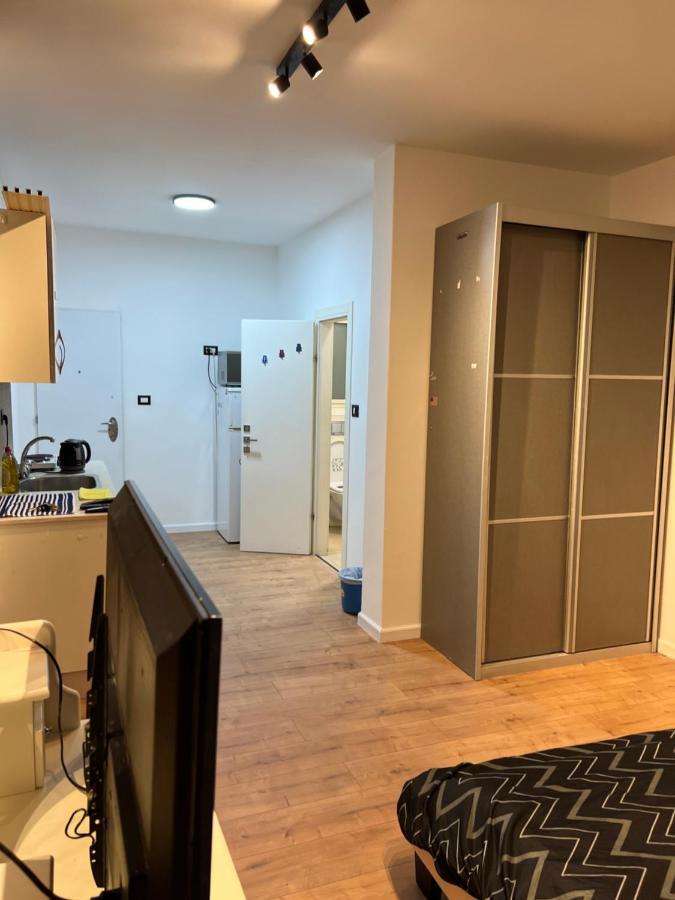 גיא ברוזמרין Apartamento Eilat Exterior foto